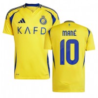 Camiseta Al-Nassr Sadio Mane #10 Primera Equipación Replica 2024-25 mangas cortas